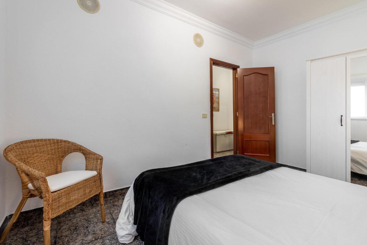 Flatguest Cicer - 3Bdr + Balcony + Beach Las Palmas de Gran Canaria Exterior photo